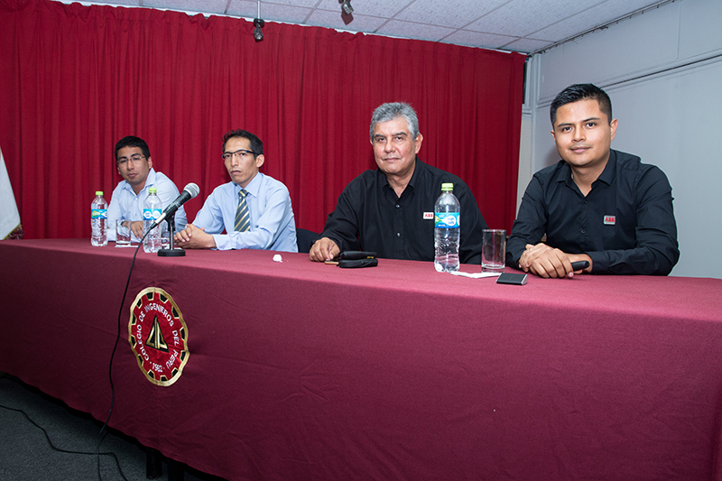 José Tesén, Marcos Sandoval, Edgar de Olazabal y Juan Tirado.