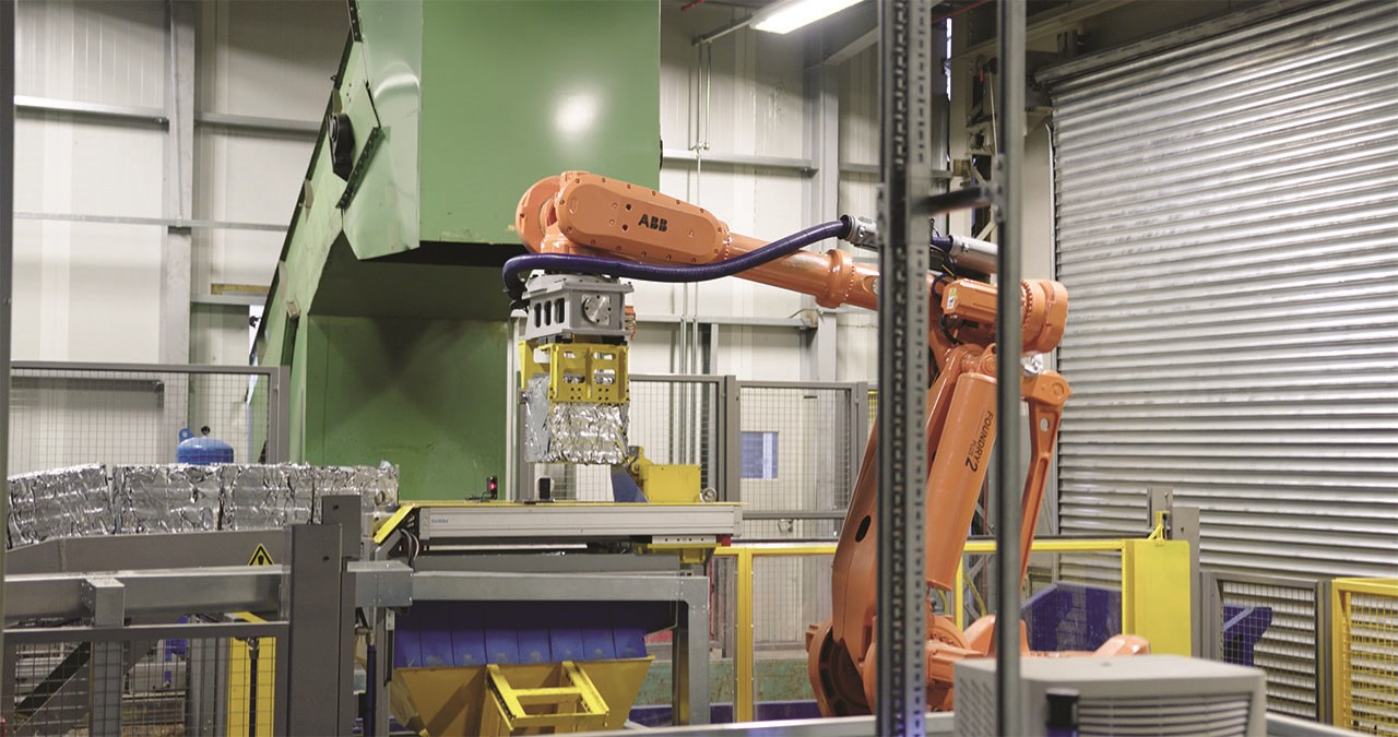 ABB's IRB 8700 helping to make recycling at BMW quieter and quicker