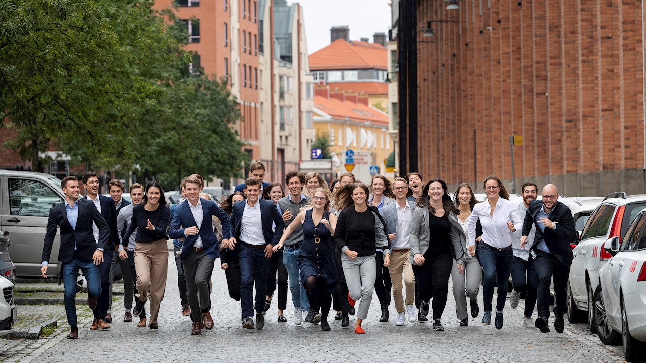 ABB:s traineegrupp 2019. Foto: Jonas Bilberg.