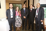 Mauricio Mazuela, Natalia Loaiza, Marcelo Schumacker, José Antonio López y Mario Alberto Arbeláez, todos de ABB