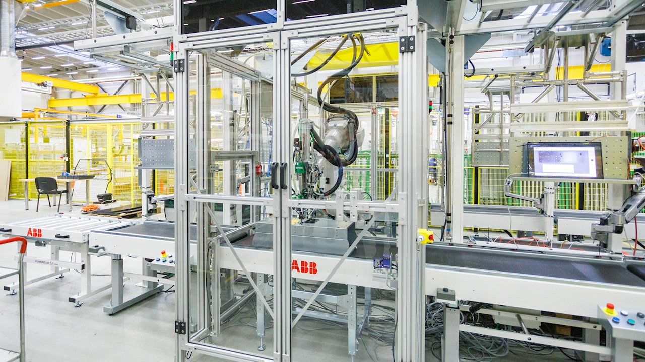 Eesti ABB avas robotliinide tootmisüksuse