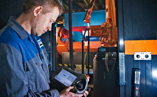 Shelbourne Reynolds的定制ABB弧焊工作站 集成了机器人、变位机和焊接设备