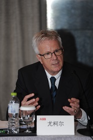 ABB执行副总裁、电力产品业务负责人尤柯尔