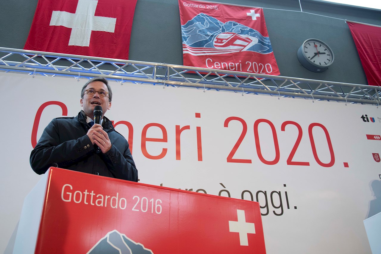 Christian Vitta, Regierungspräsident Kanton Tessin, eröffnete die Feierlichkeiten in Lugano. © SBB