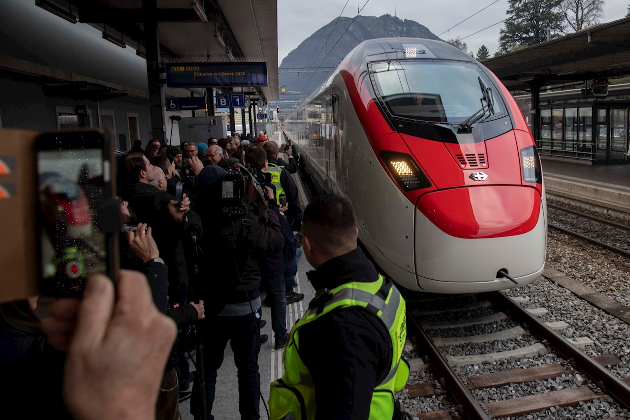 Viel Andrang bei der Taufe. © SBB