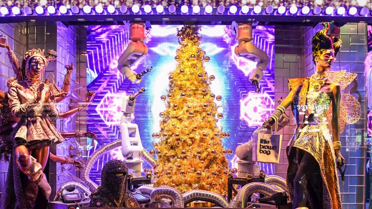 ABB robotai kuria šventinę nuotaiką  Niujorke