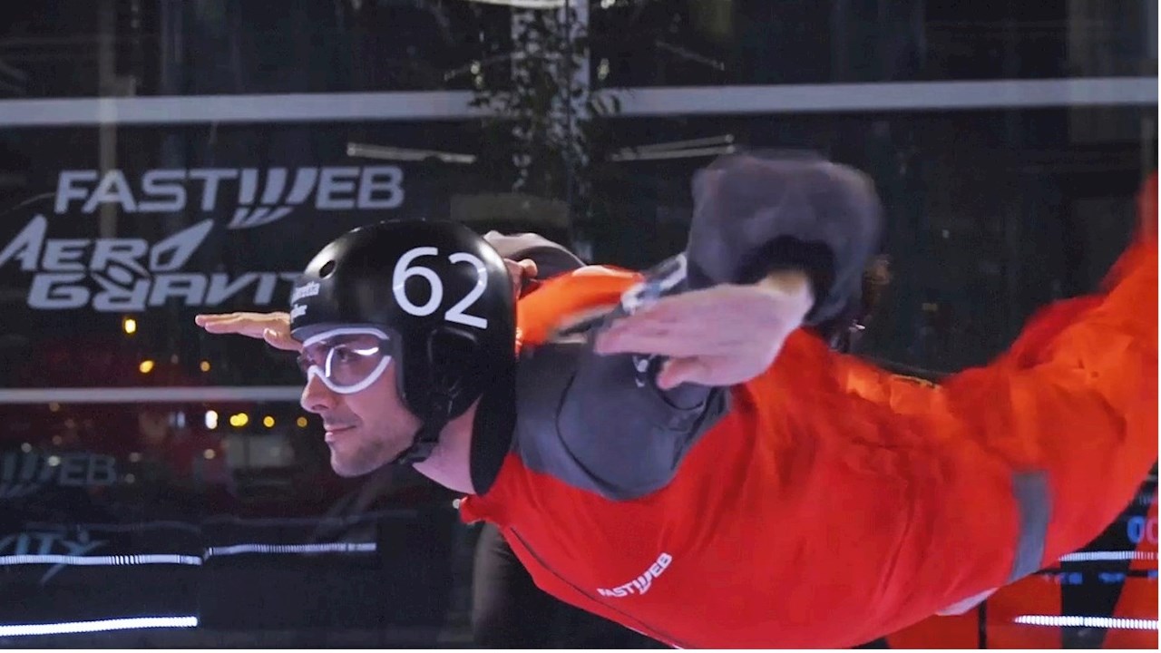 ABB technologijos didžiausiame laisvojo kritimo simuliatoriuje