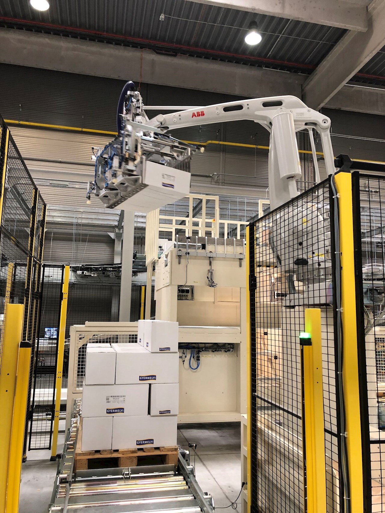 Paletizavimo robotai ypač tinka pasikartojančioms užduotims atlikti