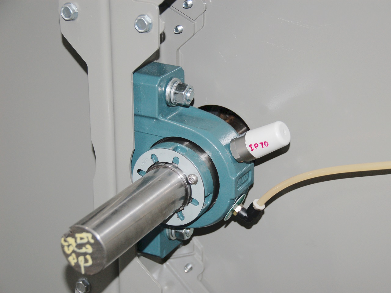 Exploring the Importance of Carrier Bearings in Automotive Systems