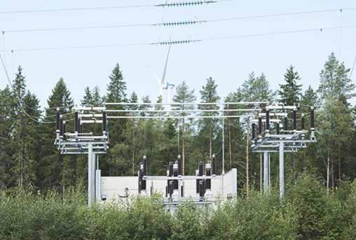 Sundomin älyverkkopilotin yhteydessä Vaasan yliopisto ja Vaasan Sähköverkko tekivät selvityksen verkon luotettavuuden kustannustehokkaasta parantamisesta automaation avulla. Sundomin kaltaisella verkkoalueella paras tulos saavutetaan yhdistämällä avojohtoverkon älykästä automaatiota ja verkon maakaapelointia.