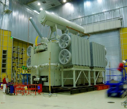 Transformator mocy w stacji prób