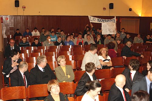 Sala w której odbywał się finał konkursu był wypełniony kibicami