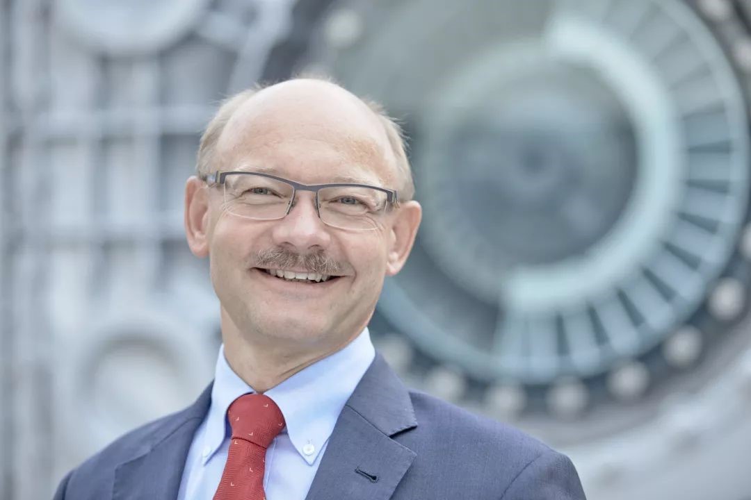 ABB集团高级副总裁、ABB涡轮增压业务单元全球负责人奥利弗