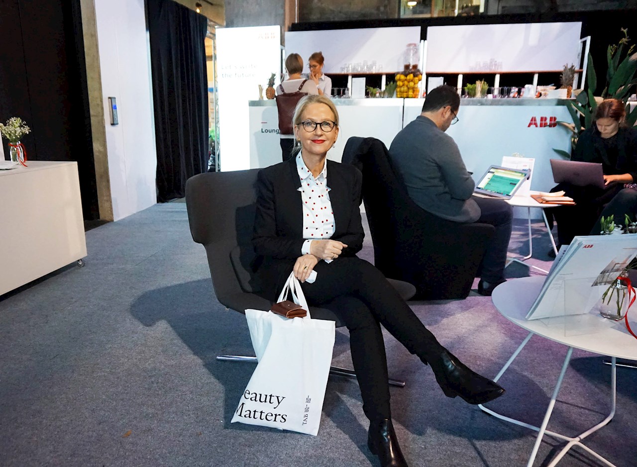 Katrin at ABB lounge.