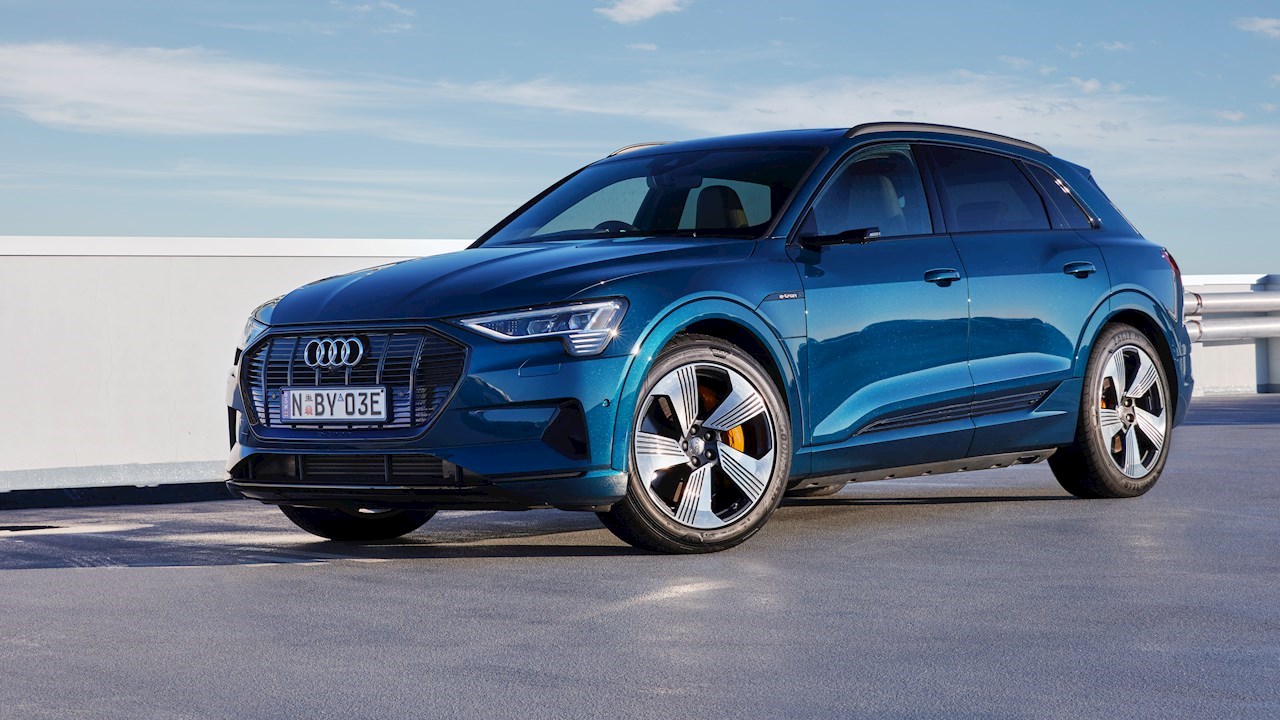 Audi se asocia con ABB para cargar su primer vehículo completamente eléctrico