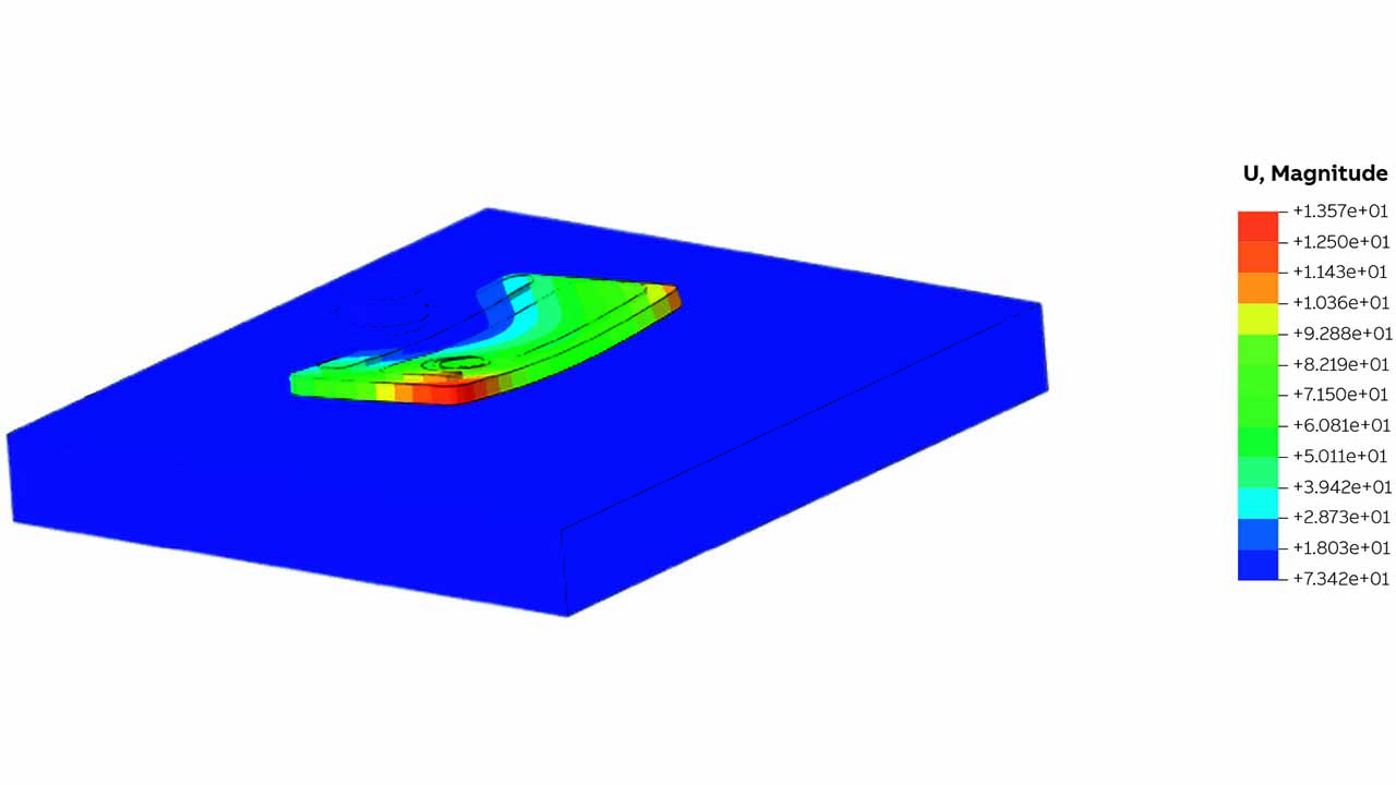 03. Versión temprana del modelo de placa metálica que muestra una importante deformación de la frecuencia
de resonancia.