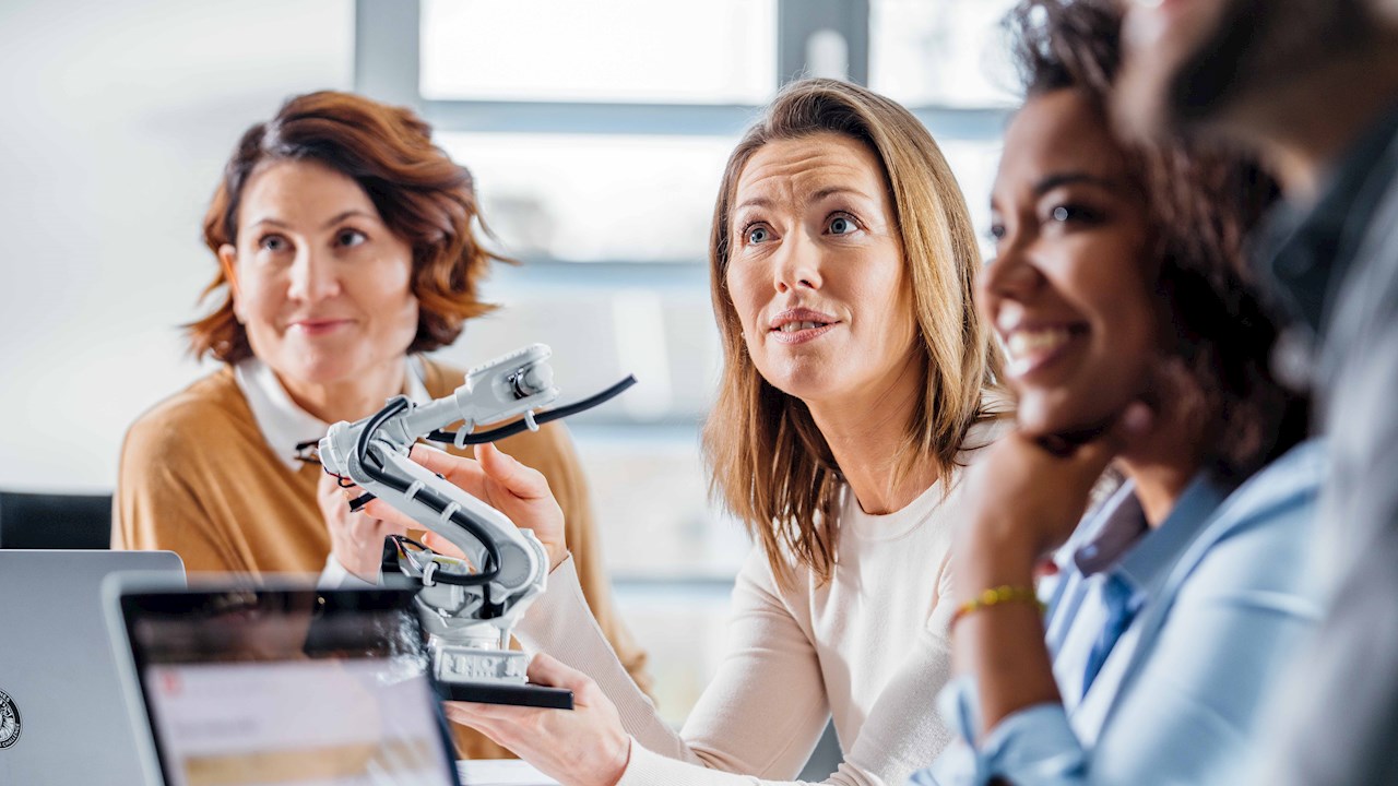 ABB skal doble andelen kvinner i lederposisjoner