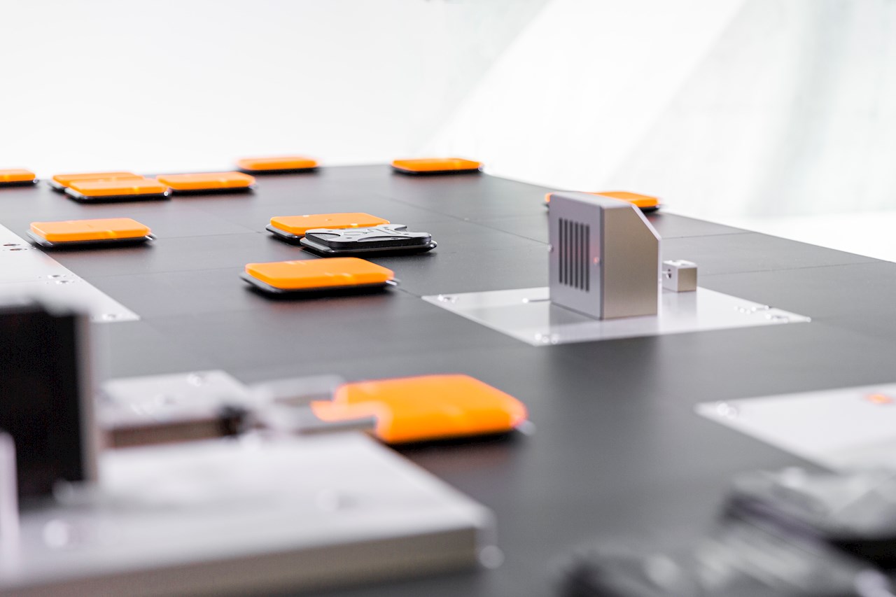 La technologie de la navette intelligente de PMI a été intégrée dans le portefeuille de B&R sous le nom de produit ACOPOS 6D.