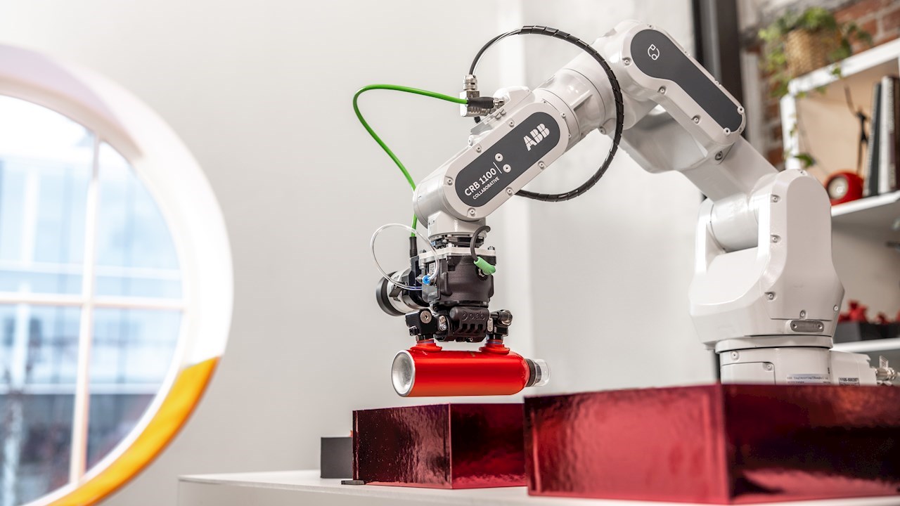 ABB’nin yeni SWIFTI™ kobotu, endüstriyel hızlarda kolaboratif çalışır
