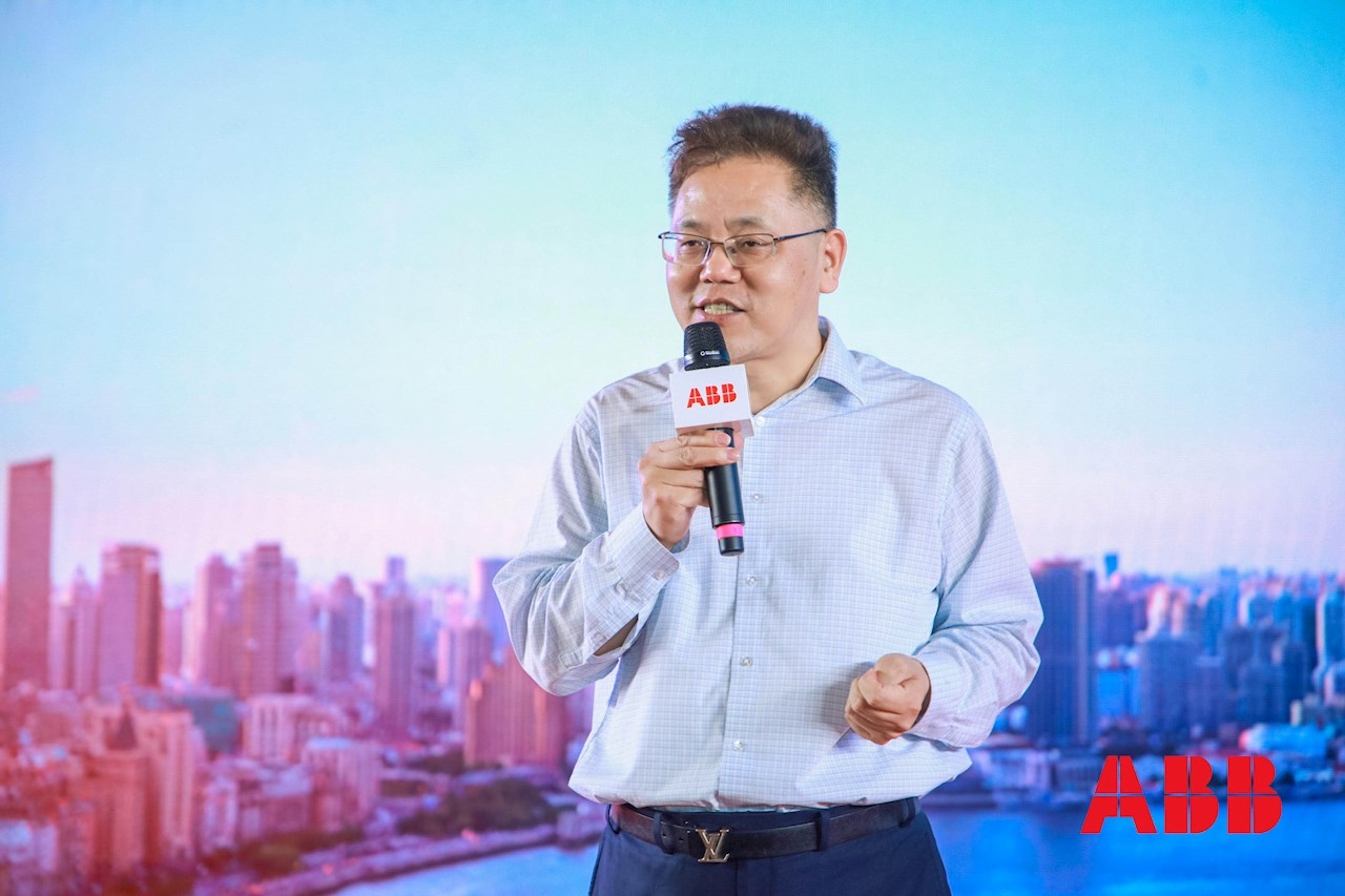 中国建筑学会建筑电气分会理事长沈育祥