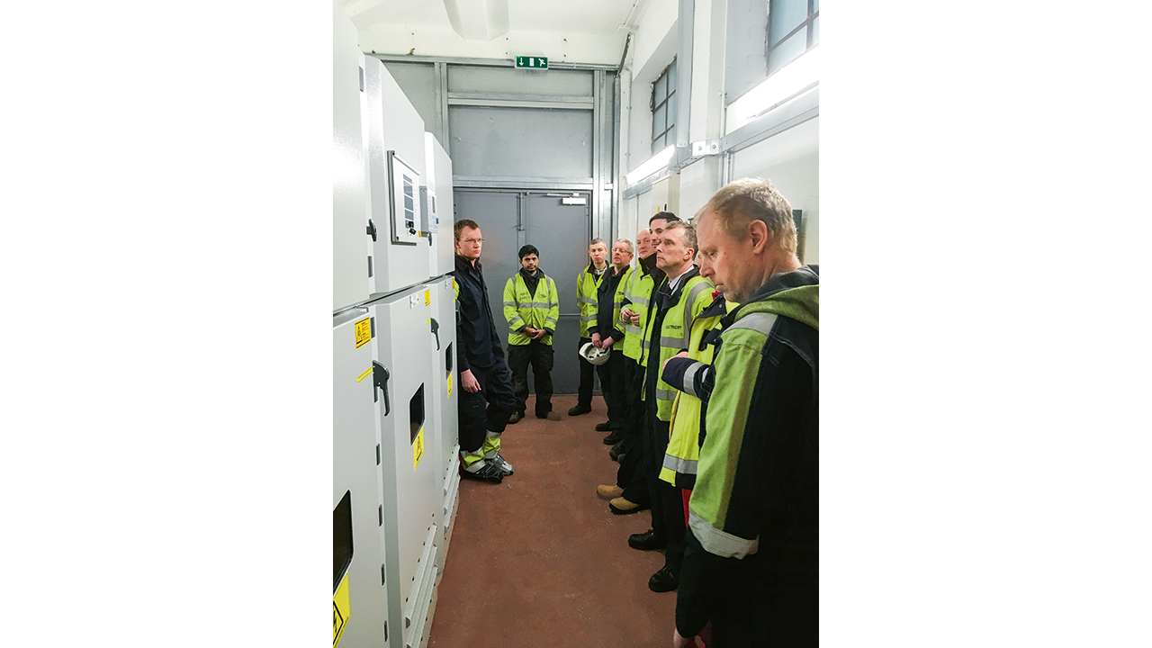 09 Authorities in London are testing ABB’s new FLCB.