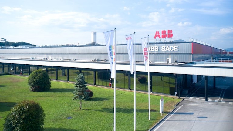 Abb Logistics Center Europe Gmbh new.abb.com