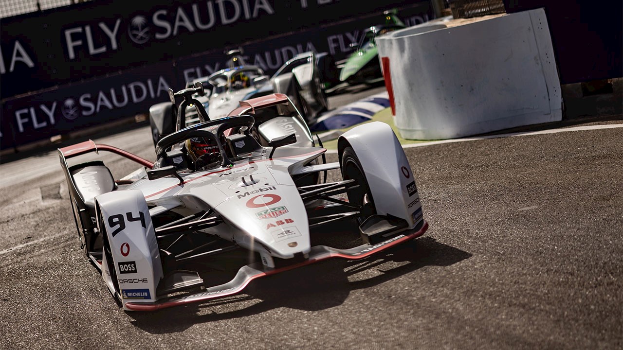 All-electric racers in New York aim to become American idols 