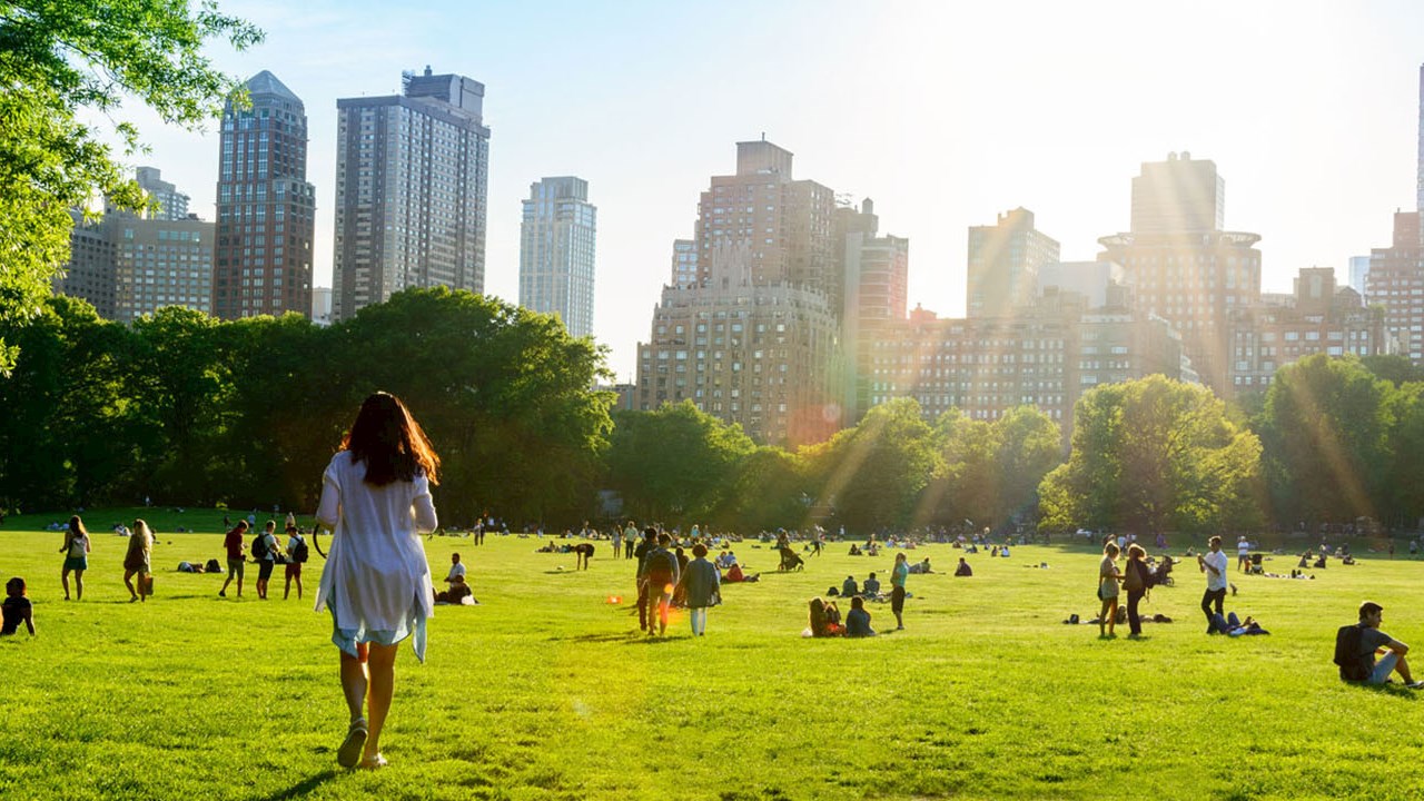 Mantengamos el mundo girando mientras ahorramos energía todos los días