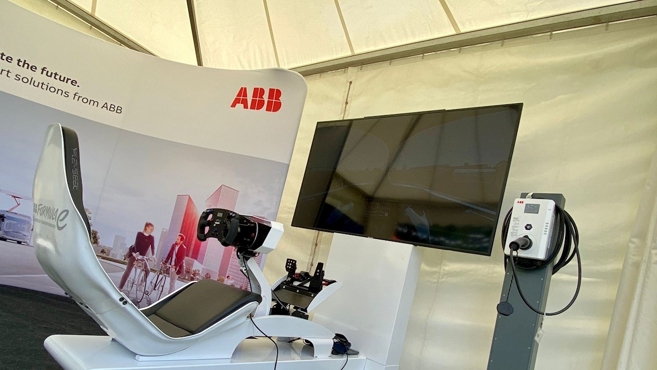 ABB Romania makes ABB Formula E race experiences real at Midsommar in Bucharest 