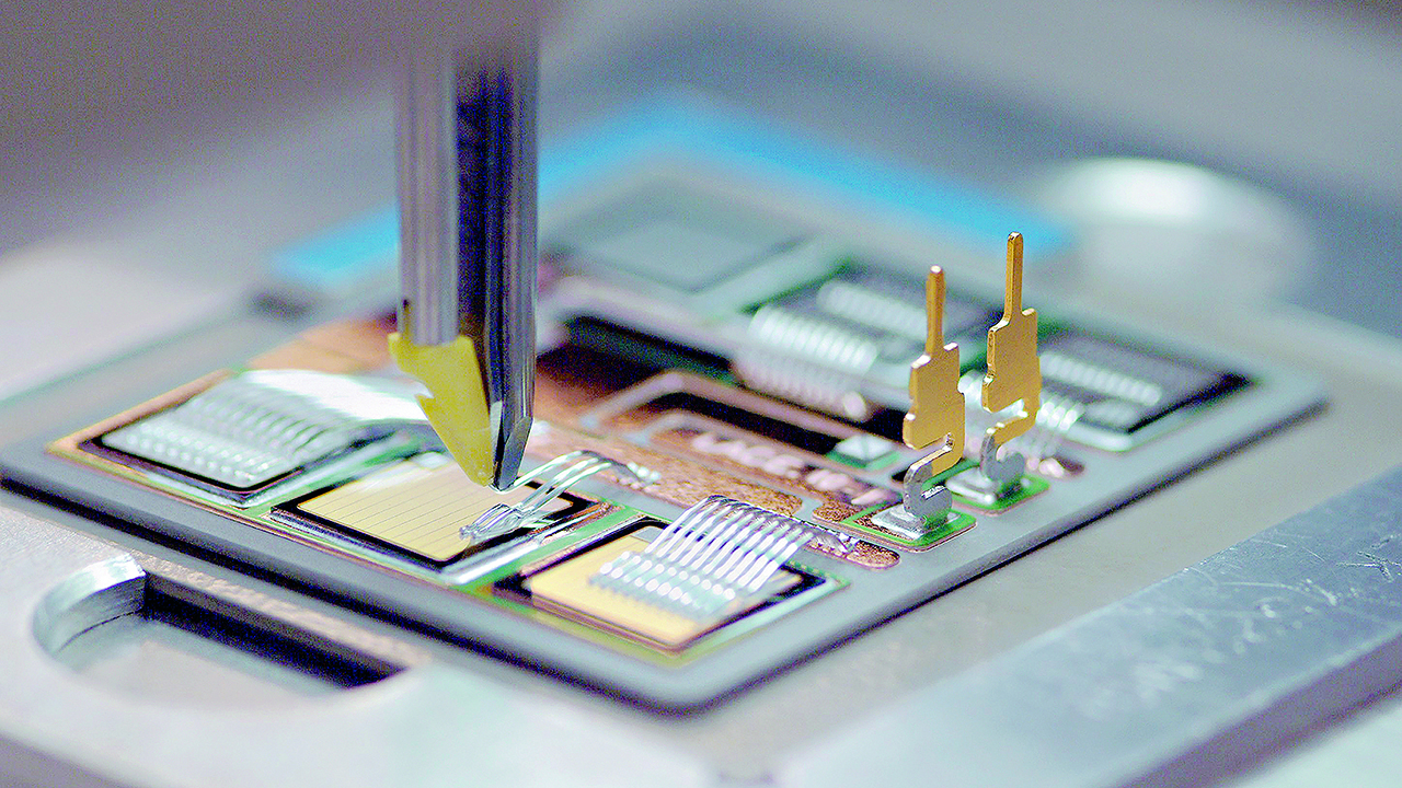 08 Power electronic semiconductors, shown here, are an essential component of LV drives in addition to CPUs and GPUs.    