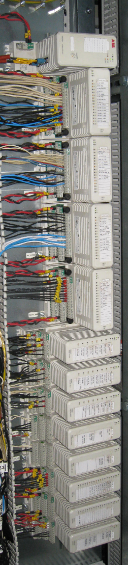 Figure 3
The frequency converter drive provides continuous control of three-phase AC currents from zero to maximum output frequency, corresponding to a desired shaft speed both ahead and astern. High torque is available at all speeds.