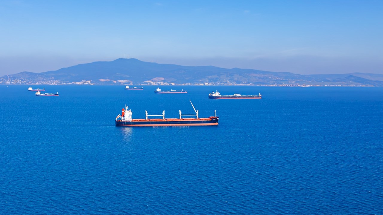 L'Agence spatiale européenne lance le projet DECARDIS avec Awake.AI, ABB et Wallenius Marine pour optimiser les opérations navires-port.