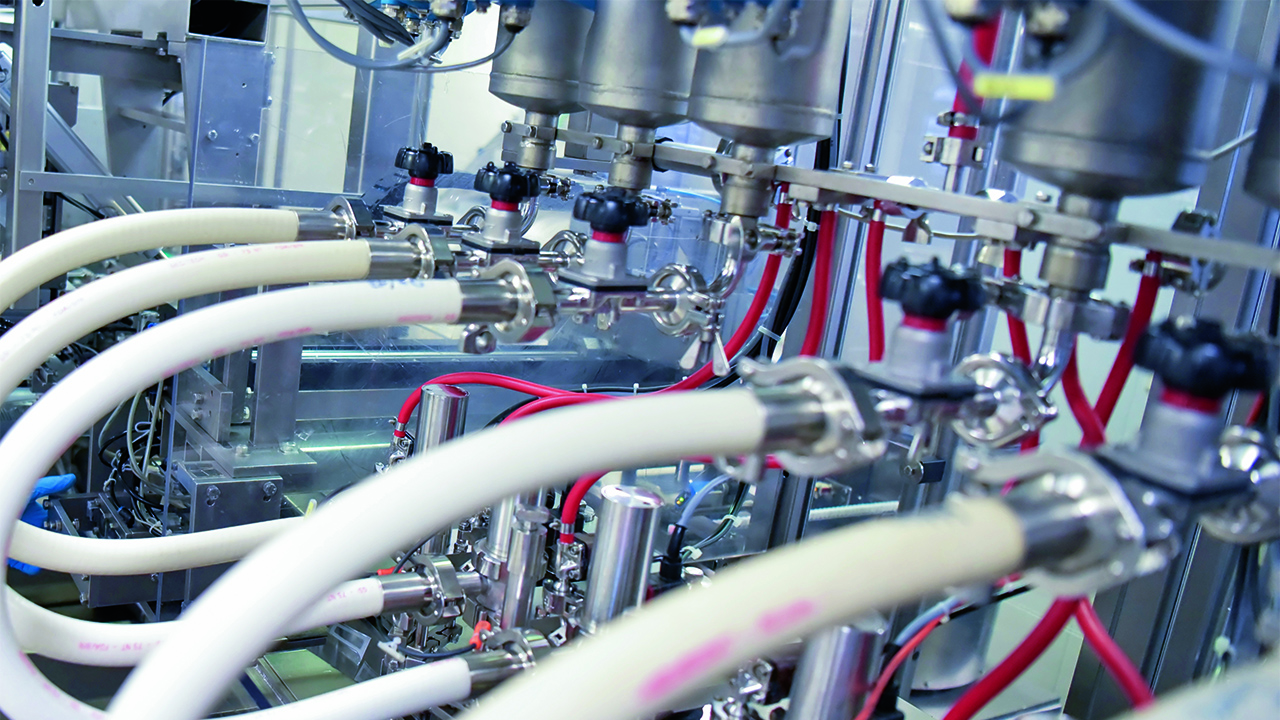 04 Ethernet-APL’s low-power attributes are particulary suited to difficult environments.