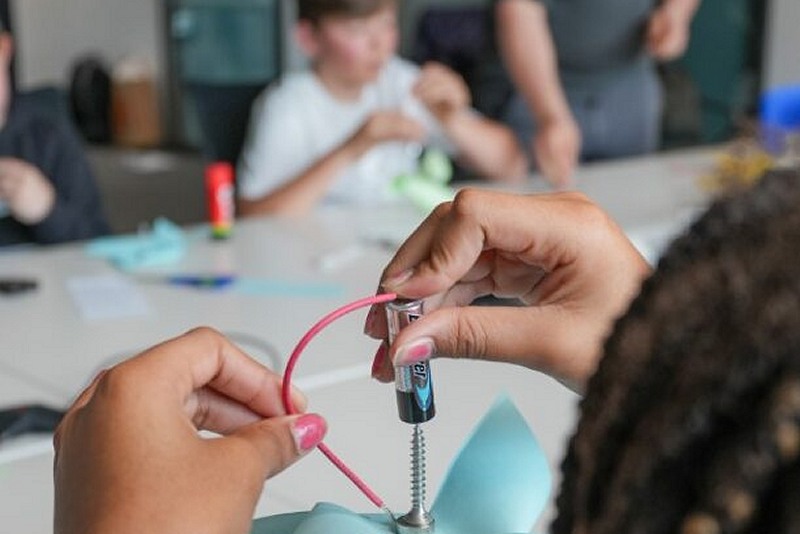 ... zur selbst gebastelten Praxis ...