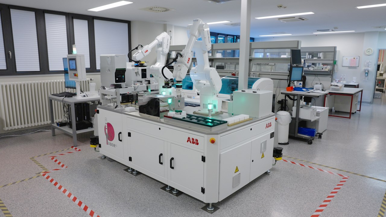 ABB’s robots work safely alongside lab staff to boost productivity at MVZ’s laboratory in Germany