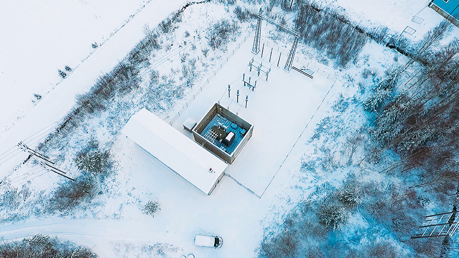 01 Virtualization helps solve many of the challenges faced in maintaining and updating hardware in substations, such as this one in Finland, where virtualization field tests took place.