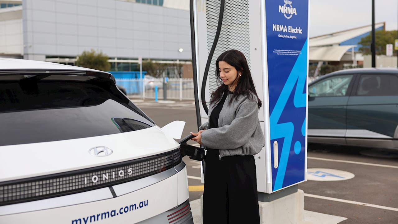 Australia’s first Terra Gateway Pro installation optimises electricity consumption at the NRMA’s Preston public charging point