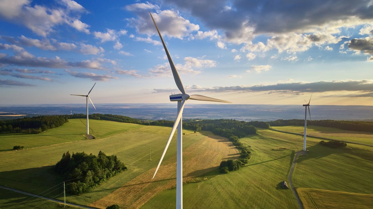 Vėjo elektrinių parkų atnaujinimas: tvarus kelias į atsinaujinančią energetiką