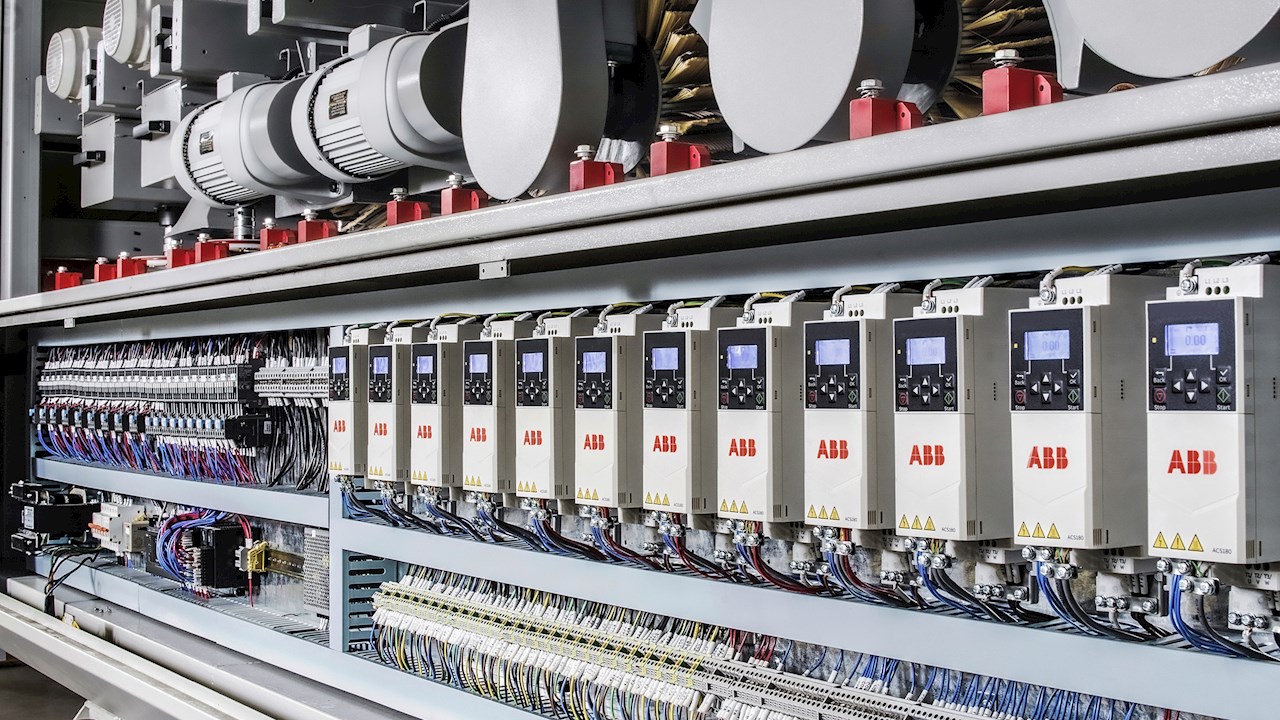 Furniture sanding machine manufacturer finds compact ACS180 variable speed drive to be the perfect solution