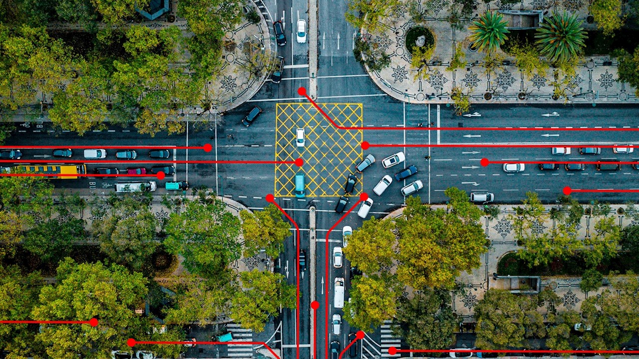 Kokie veiksniai lemia vidutinės įtampos skirstomųjų įrenginių evoliuciją?