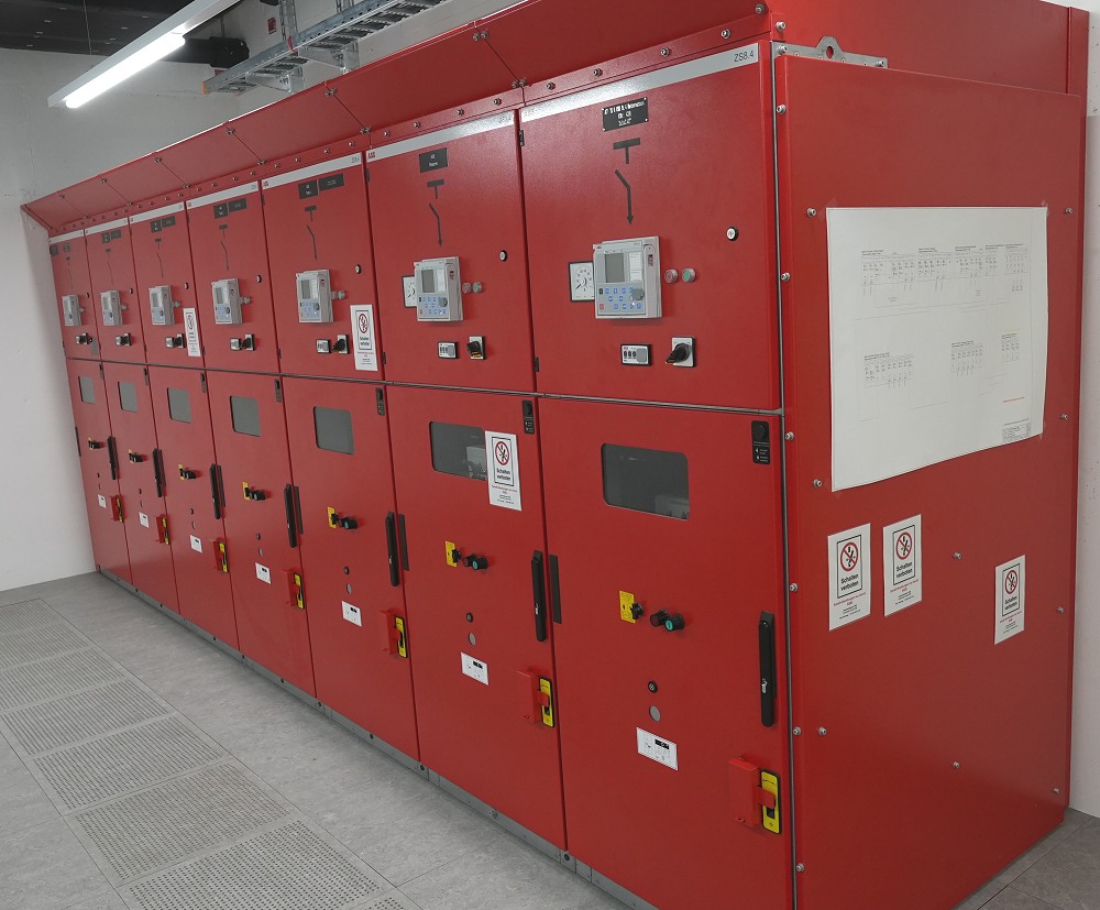 Installierte Mittelspannungs-Schaltanlagen des Typs ZS8.4.