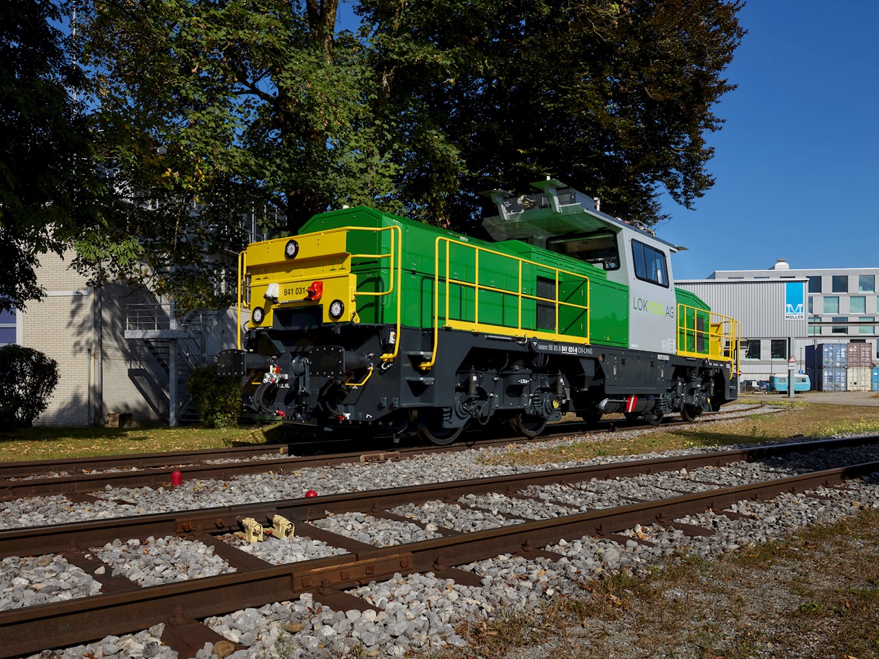 Müller Technologie’s innovative Aeam 841 hybrid locomotive