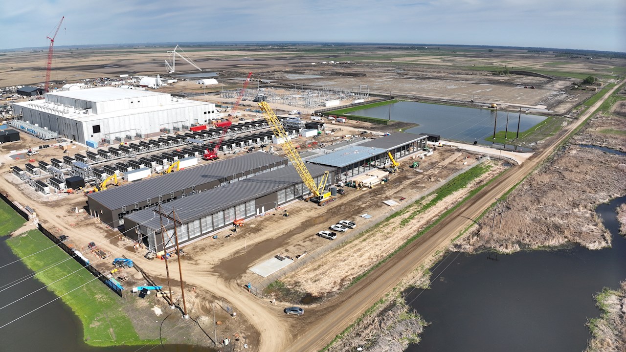 ABB och Applied Digital utvecklar snabbare datacenter för AI