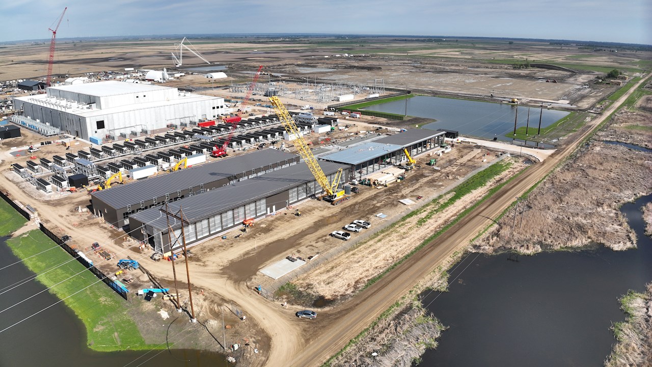 ABB and Applied Digital accelerate AI-ready data centers