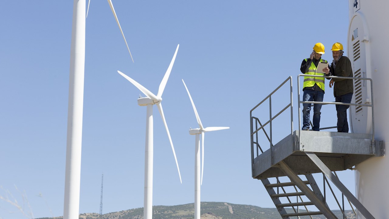 Efektyvesnė vėjo energijos gamyba pasitelkiant ABB konverterių (wind converter) modernizavimo paslaugas