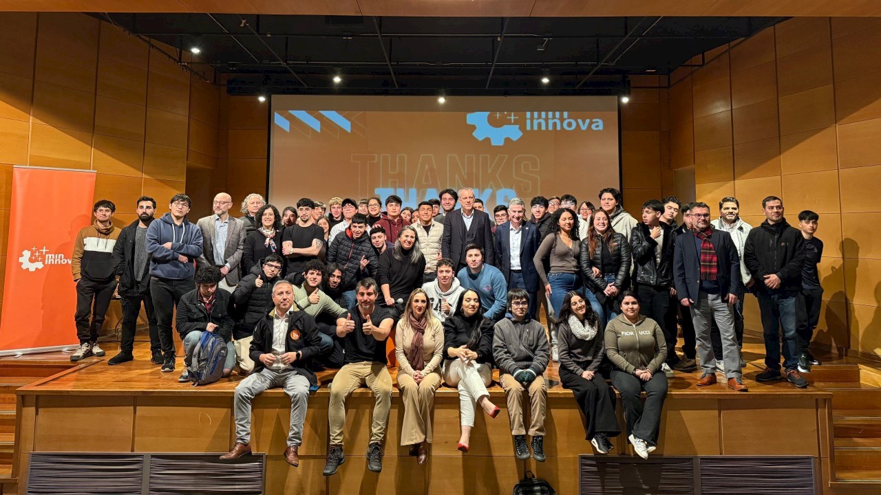 ABB en Chile conectó industria y universidades al son de una nueva versión de URock