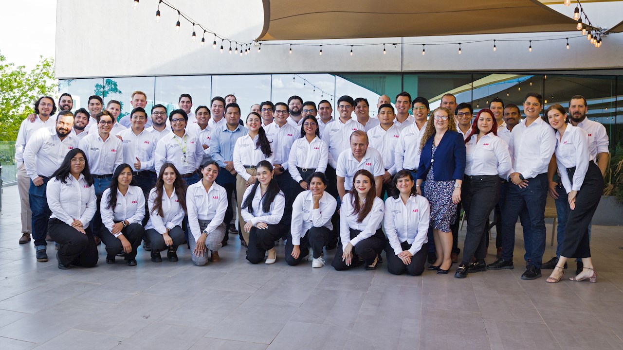 ABB amplÍa su centro de operaciones para  fortalecer el apoyo a clientes de industrias  de procesos en América del Norte  