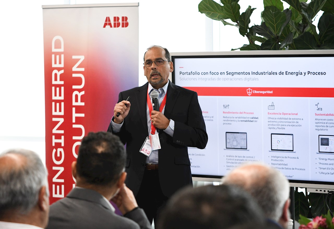 Luis Gamboa, Digital Segment Director | Global Partner Business de ABB USA