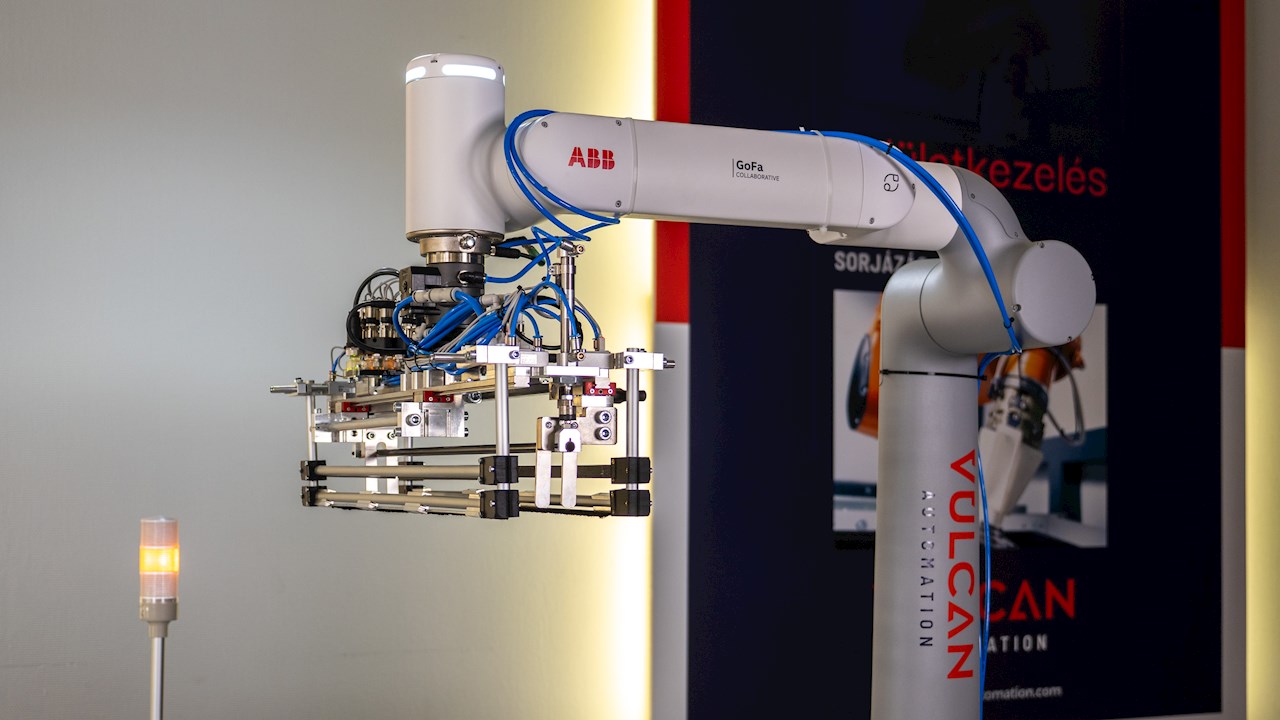 Az ABB Cobot Expert minősítésű magyar partner GoFa együttműködő robotokkal növeli a nyomdaipar hatékonyságát