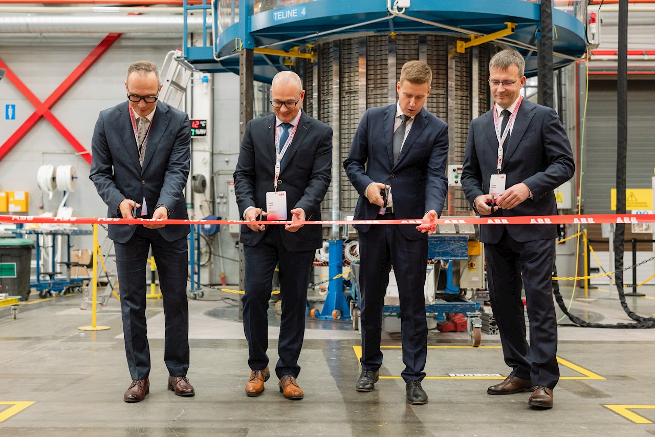 Didelių statorių gamybos linijos atidarymas Estijos ABB.